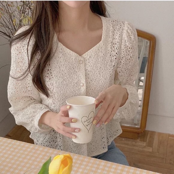 Floral lace blouse top button waist tie white cream womens top - Picture 1 of 4